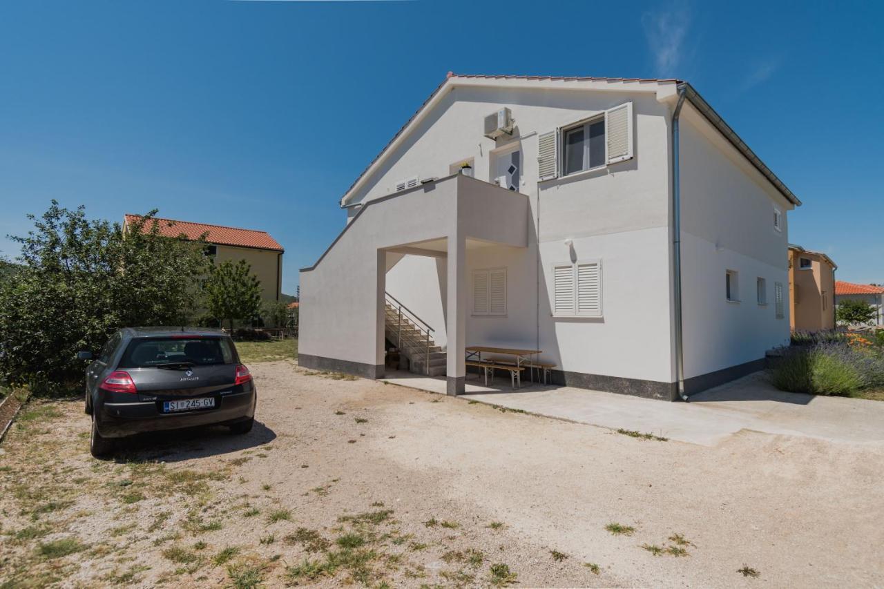 Studio Apartment Harmony Np Krka Lozovac Zewnętrze zdjęcie