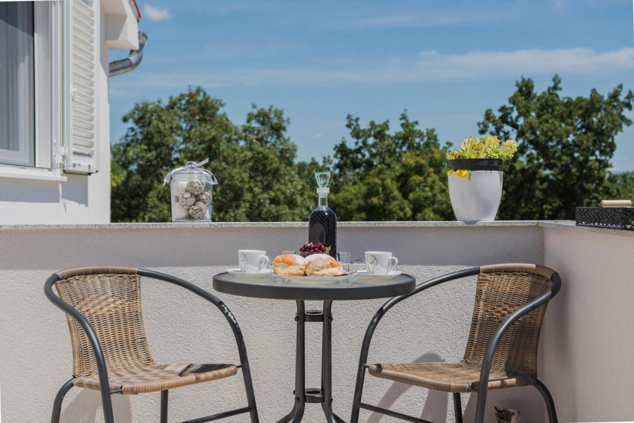 Studio Apartment Harmony Np Krka Lozovac Zewnętrze zdjęcie